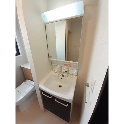 カーサ　フィオーレ 201【管理NO：1-019231101-02010】 ★家具家電は申し込み後に搬入します 2026年08月下旬入居可能の物件画像