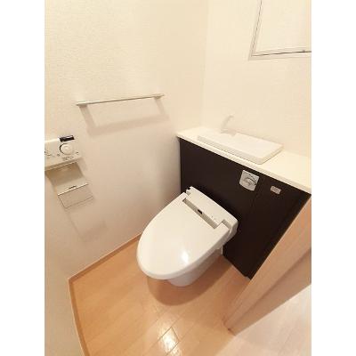 ジラソーレ 302【管理NO：1-016659201-03020】 ★家具家電は申し込み後に搬入します★の物件画像