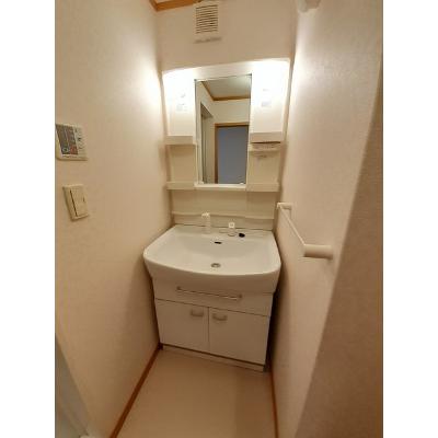 ウィスティリアⅠ 201【管理NO：1-013331101-02010】 ★家具家電は申し込み後に搬入します★の物件画像