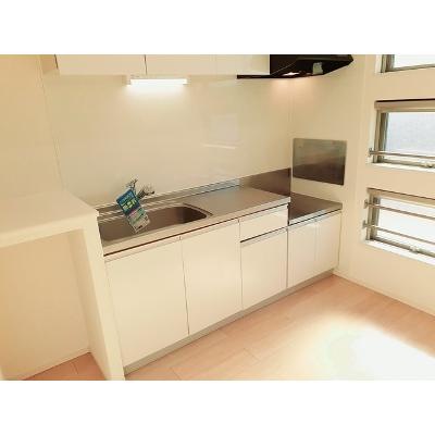 サンモールⅡ 203【管理NO：1-022547801-02030】 ★家具家電は申し込み後に搬入します 2026年08月下旬入居可能の物件画像