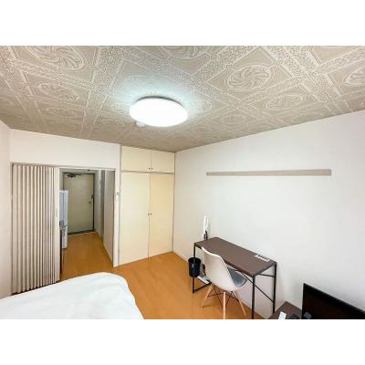 ユニオンマンスリー京王堀之内３　202　1R・シングル☆【禁煙ルーム】便利な宅配ボックス完備/デスク・チェア＆たっぷり収納2ドア冷蔵庫など生活家電のあるお部屋/中央大学多摩キャンパスまで徒歩通学の物件画像