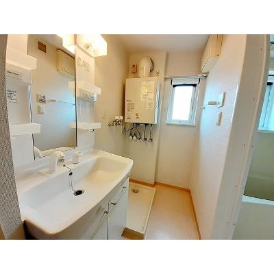 フォーレストヒルズ参番館 202【管理NO：1-013523601-02020】 ★家具家電は申し込み後に搬入します 2026年08月下旬入居可能の物件画像