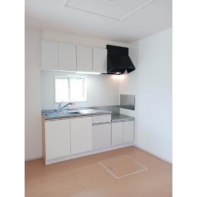 プラタナス 101【管理NO：1-019596901-01010】 ★家具家電は申し込み後に搬入します★の物件画像