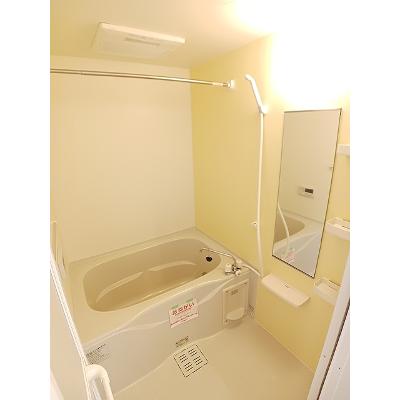 プラタナス 101【管理NO：1-019596901-01010】 ★家具家電は申し込み後に搬入します★の物件画像