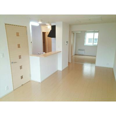 ＴＭＨ」 102【管理NO：1-018645001-01020】 ★家具家電は申し込み後に搬入します 2026年08月下旬入居可能の物件画像