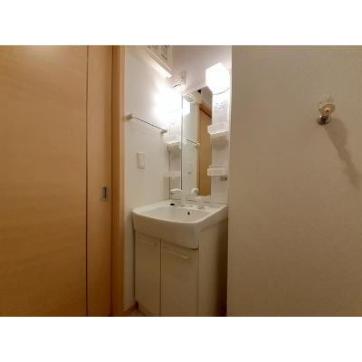 プリムローズ 103【管理NO：1-016976801-01030】 ★家具家電は申し込み後に搬入します★ ★2026年08月下旬入居可能★の物件画像