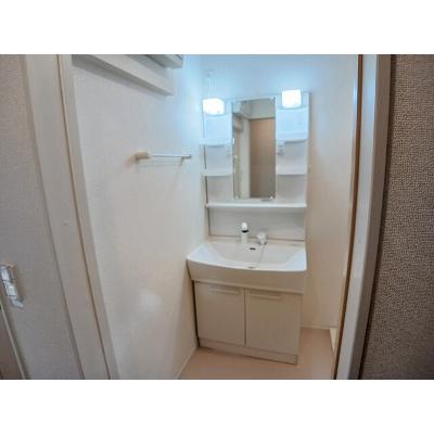 グランツⅡ 201【管理NO：1-023803602-02010】 ★家具家電は申し込み後に搬入します★ ★2026年09月上旬入居可能★の物件画像