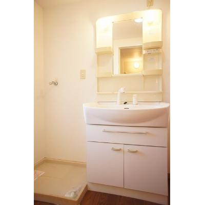 アバンツァート 205【管理NO：1-012889401-02040】 ★家具家電は申し込み後に搬入します★ ★2026年09月中旬入居可能★の物件画像