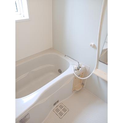 ラフィネ　トロワ 102【管理NO：1-015282801-01020】 ★家具家電は申し込み後に搬入します★の物件画像