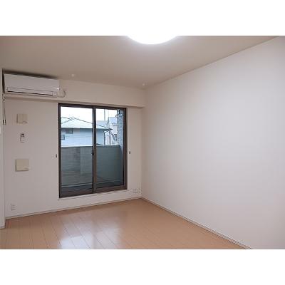ＬＩＡＮＧＥ 202【管理NO：1-020242801-02020】 ★家具家電は申し込み後に搬入します★の物件画像