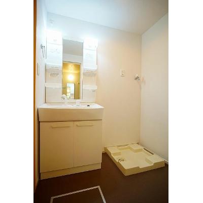 リジエルＢ 202【管理NO：1-017832202-02020】 ★家具家電は申し込み後に搬入します 2026年08月下旬入居可能の物件画像