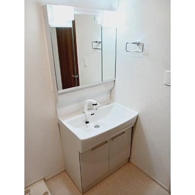 アクア　Ｂ 102【管理NO：1-028367802-01020】 ★家具家電は申し込み後に搬入します 2026年08月下旬入居可能の物件画像