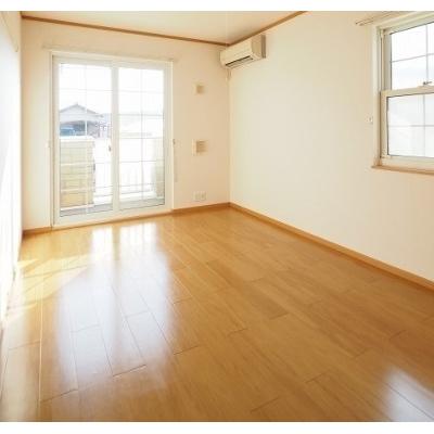 ルガール 101【管理NO：1-012726401-01010】 ★家具家電は申し込み後に搬入します 2026年08月上旬入居可能の物件画像