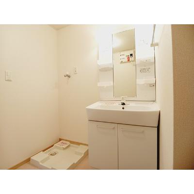 ヴェニーレ・プント 201【管理NO：1-016130401-02010】 ★家具家電は申し込み後に搬入します 2026年08月上旬入居可能の物件画像