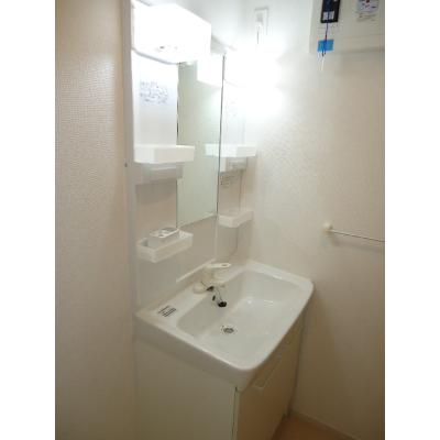 エモシオン 203【管理NO：1-020363001-02030】 ★家具家電は申し込み後に搬入します 2026年08月上旬入居可能の物件画像