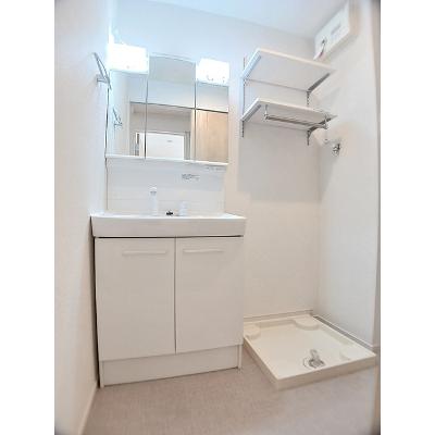 グラース 103【管理NO：1-027106201-01030】 ★家具家電は申し込み後に搬入します★の物件画像