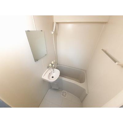 アベニュー名駅 303【管理NO：1-006130401-03030】 ★家具家電は申し込み後に搬入します★の物件画像
