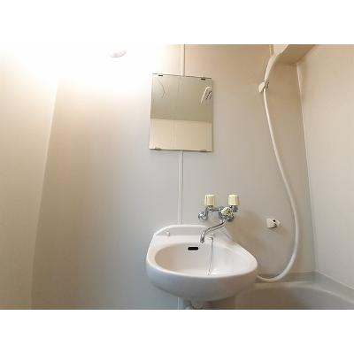 アベニュー名駅 303【管理NO：1-006130401-03030】 ★家具家電は申し込み後に搬入します★の物件画像