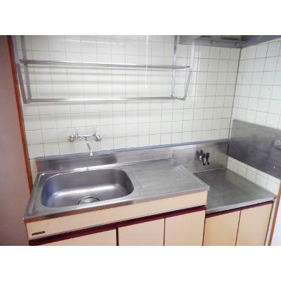 シャンポール 102【管理NO：1-002857201-01020】 ★家具家電は申し込み後に搬入します★の物件画像