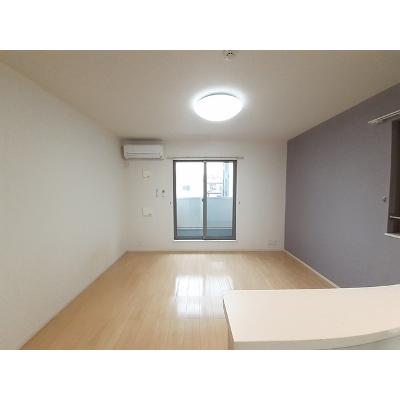 さらら 203【管理NO：1-021713501-02030】 ★家具家電は申し込み後に搬入します★ ★2026年08月中旬入居可能★の物件画像