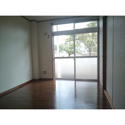 イーストウイング 101【管理NO：1-003250001-01010】 ★家具家電は申し込み後に搬入します 2026年09月上旬入居可能の物件画像