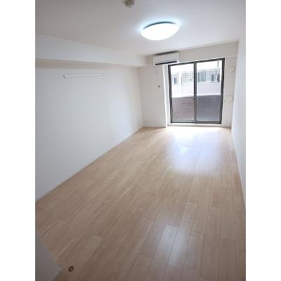 フォレストパーク・八番館 105【管理NO：1-022131401-01050】 ★家具家電は申し込み後に搬入します★の物件画像