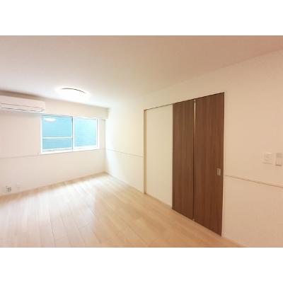 ラ・プランタン 102【管理NO：1-025522401-01020】 ★家具家電は申し込み後に搬入します 2026年07月下旬入居可能の物件画像