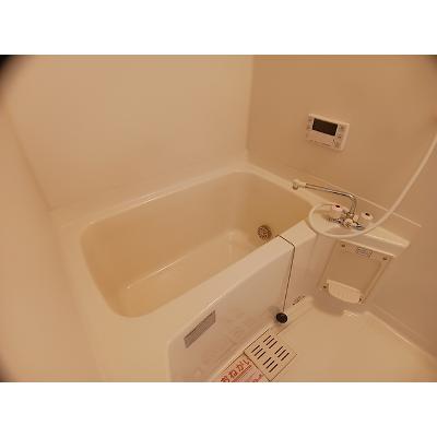 フローラ 203【管理NO：1-011661301-02030】 ★家具家電は申し込み後に搬入します★の物件画像