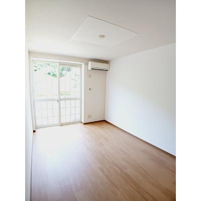 ヴィラシャルマンⅠ 102【管理NO：1-007988601-01020】 ★家具家電は申し込み後に搬入します★の物件画像