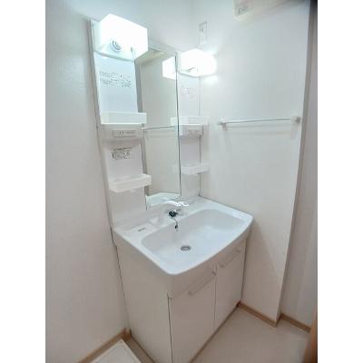 サンシャイン・カラカワ 101【管理NO：1-016197501-01010】 ★家具家電は申し込み後に搬入します 2026年08月下旬入居可能の物件画像