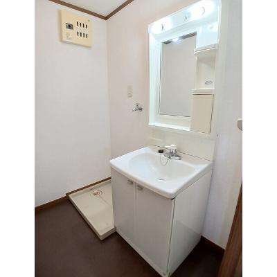 サミットハウスＢ棟 101【管理NO：1-010366802-01010】 ★家具家電は申し込み後に搬入します★の物件画像