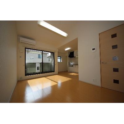 フローリッシュ 202【管理NO：1-018065601-02020】 ★家具家電は申し込み後に搬入します★ ★2026年08月下旬入居可能★の物件画像