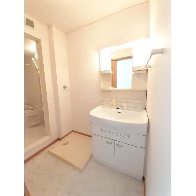 アルテミスⅢ 101【管理NO：1-013725502-01010】 ★家具家電は申し込み後に搬入します★ ★2026年09月中旬入居可能★の物件画像