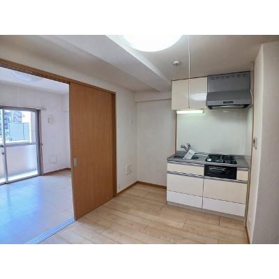 ラ・アヴェニール 305【管理NO：1-016618901-03040】 ★家具家電は申し込み後に搬入します★の物件画像