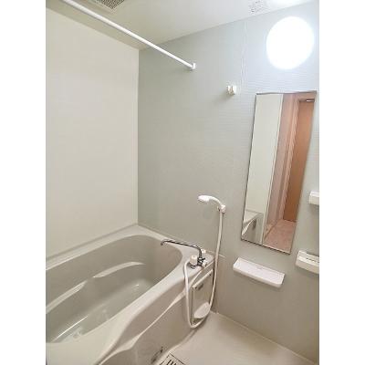 サンフラワー 102【管理NO：1-009635701-01020】 ★家具家電は申し込み後に搬入します★の物件画像