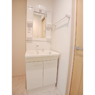 サンフラワー 102【管理NO：1-009635701-01020】 ★家具家電は申し込み後に搬入します★の物件画像