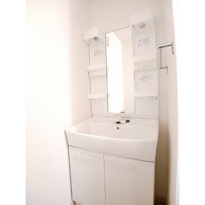 ルナハウス 101【管理NO：1-005439701-01010】 ★家具家電は申し込み後に搬入します★の物件画像