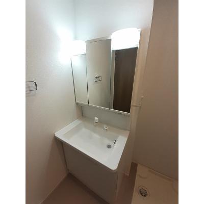 アレッシオ 103【管理NO：1-026076203-01030】 ★家具家電は申し込み後に搬入します★ ★2026年10月中旬入居可能★の物件画像
