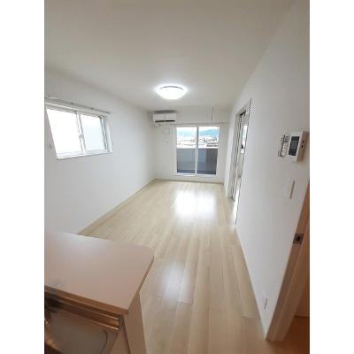 インペリアル榎鶴　Ｃ 201【管理NO：1-025586403-02010】 ★家具家電は申し込み後に搬入します★の物件画像