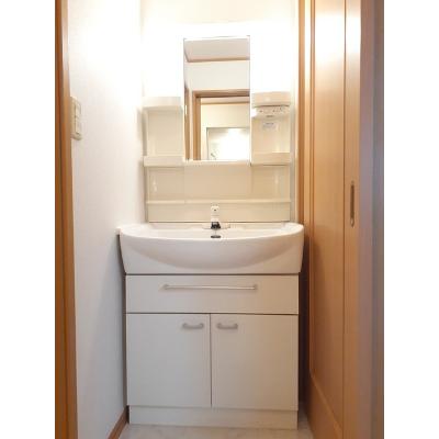 サンフロ－ラ・Ｍ 103【管理NO：1-013470701-01030】 ★家具家電は申し込み後に搬入します★の物件画像