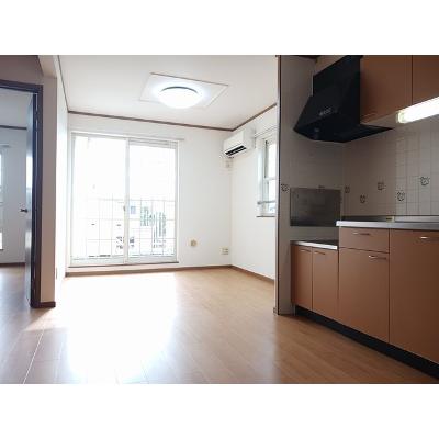 リバ－サイドＴ・Ｊ 201【管理NO：1-011432301-02010】 ★家具家電は申し込み後に搬入します★ ★2026年08月下旬入居可能★の物件画像