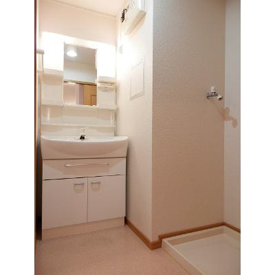 Ｋ・Ｙ　ＪＡＤＥ 201【管理NO：1-014317401-02010】 ★家具家電は申し込み後に搬入します 2026年09月中旬入居可能の物件画像