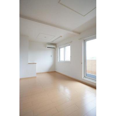 ラッフィナート 201【管理NO：1-015624501-02010】 ★家具家電は申し込み後に搬入します★ ★2026年09月中旬入居可能★の物件画像