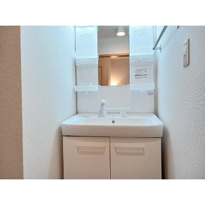 アウローラ 203【管理NO：1-014167501-02030】 ★家具家電は申し込み後に搬入します★ ★2026年08月下旬入居可能★の物件画像