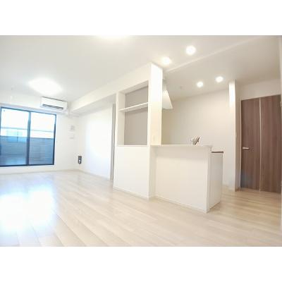 スクエアガーデン 204【管理NO：1-028235801-02040】 ★家具家電は申し込み後に搬入します★ ★2026年08月中旬入居可能★の物件画像