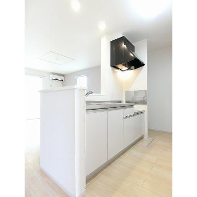 ネロミロスＡ 103【管理NO：1-021299301-01030】 ★家具家電は申し込み後に搬入します 2026年08月上旬入居可能の物件画像