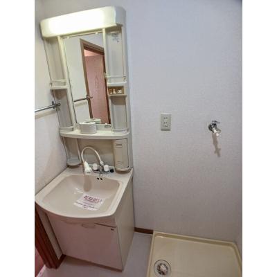 ステラコート 203【管理NO：1-007149701-02030】 ★家具家電は申し込み後に搬入します 2026年08月下旬入居可能の物件画像