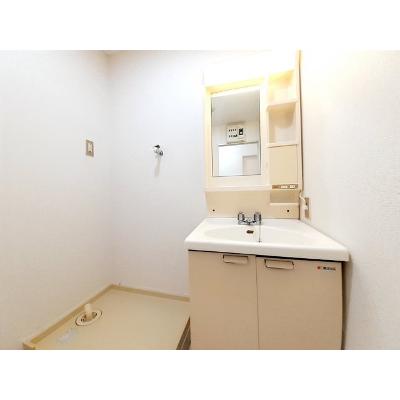 エンゲルベルク 302【管理NO：1-004349401-03020】 ★家具家電は申し込み後に搬入します 2026年08月下旬入居可能の物件画像