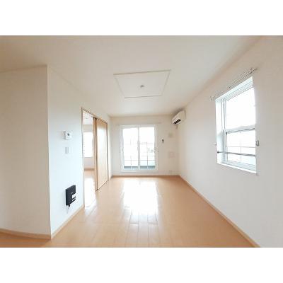 ウエストピークⅣ 201【管理NO：1-015882901-02010】 ★家具家電は申し込み後に搬入します★の物件画像
