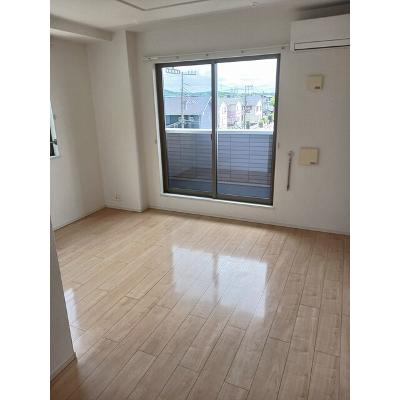 カーサ　ファミリア 201【管理NO：1-022350801-02010】 ★家具家電は申し込み後に搬入します★ ★2026年08月下旬入居可能★の物件画像